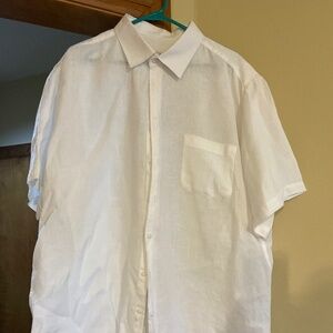 Men’s linen short sleeved button down shirt